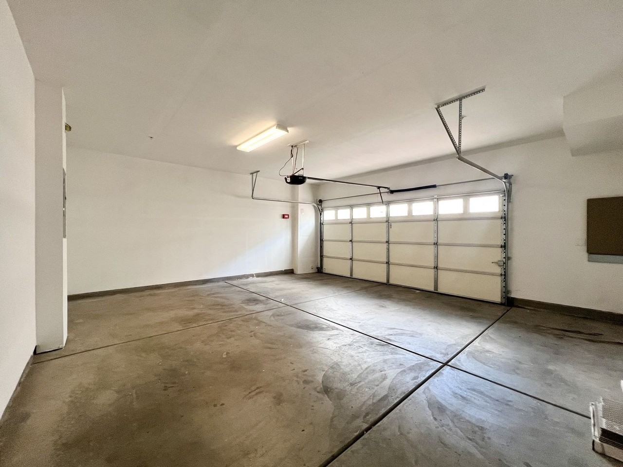 2175 Eva St - Photo 7 of 21