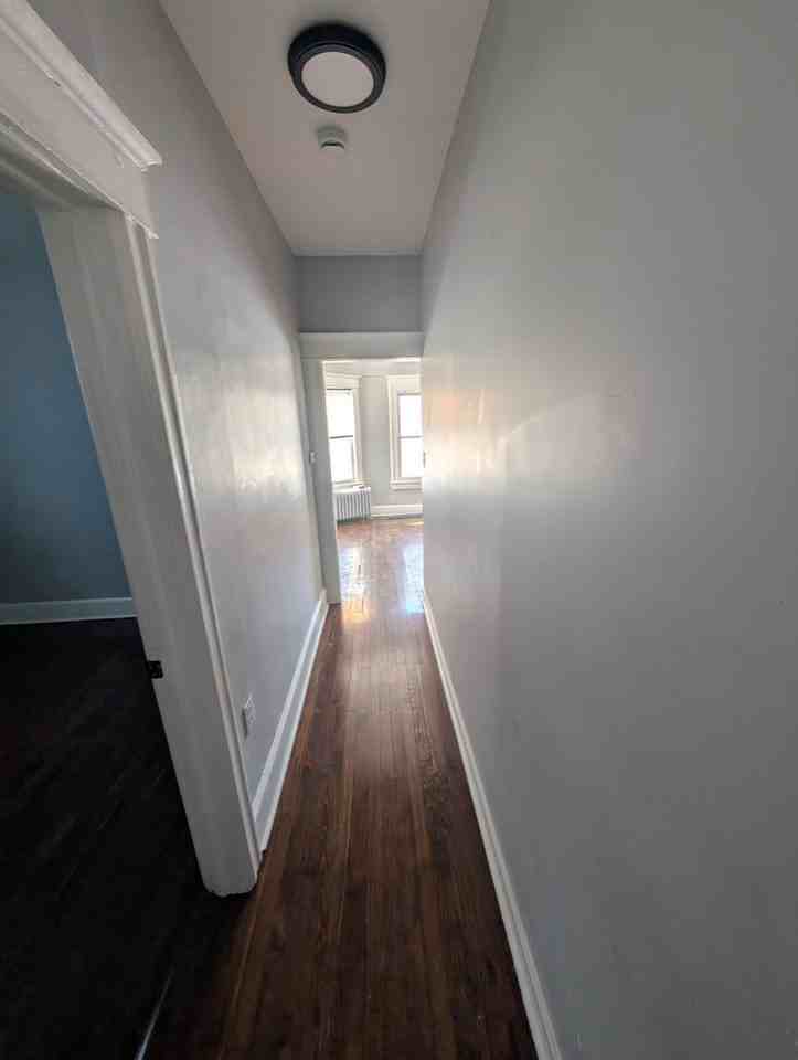 160 S 12th St - Photo 4 of 10