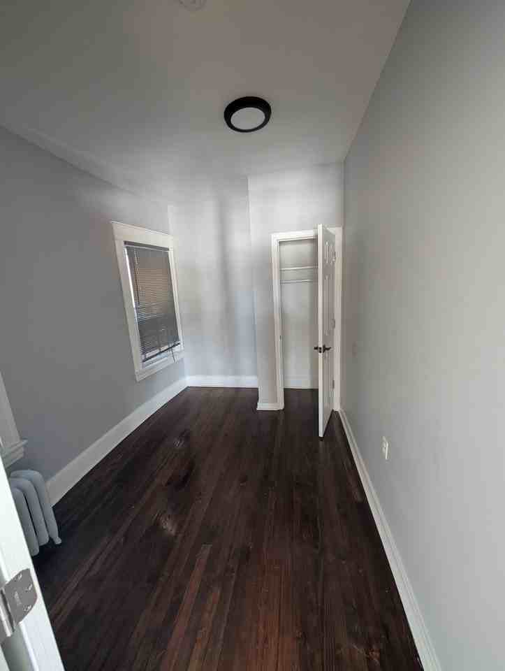 160 S 12th St - Photo 5 of 10