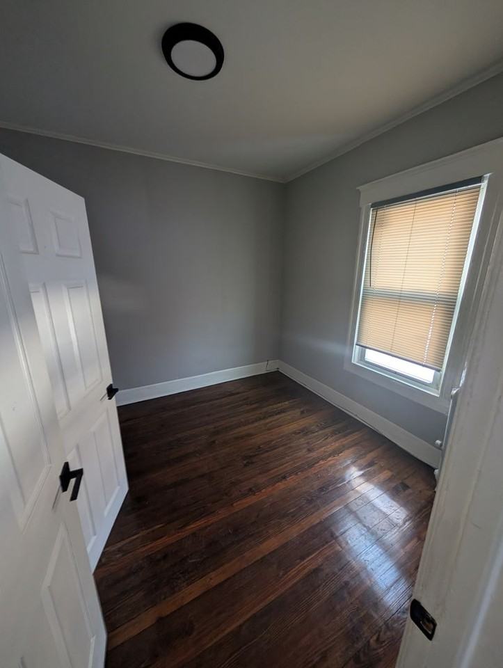 160 S 12th St - Photo 6 of 10