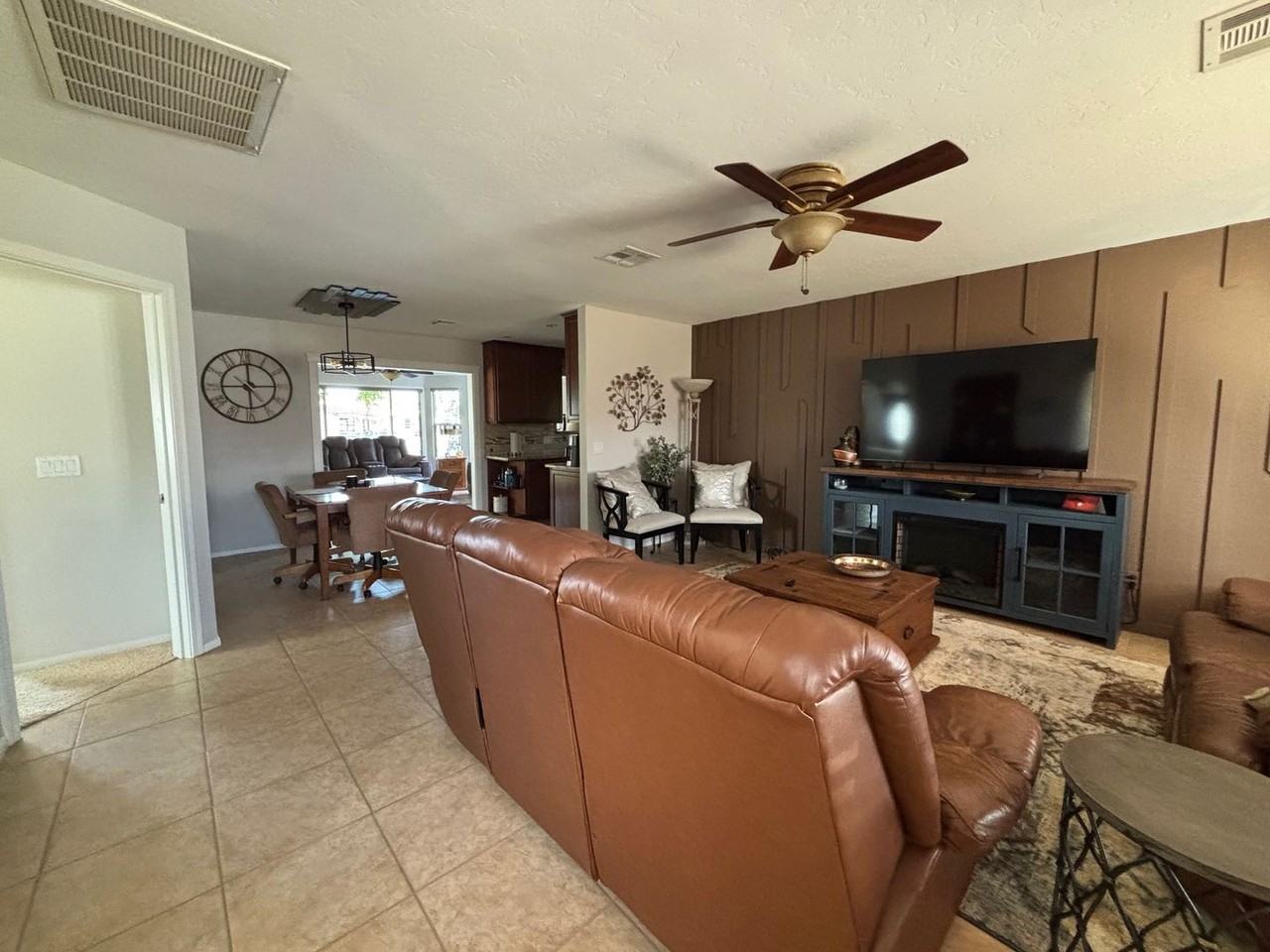 533 Leisure World - Photo 7 of 39