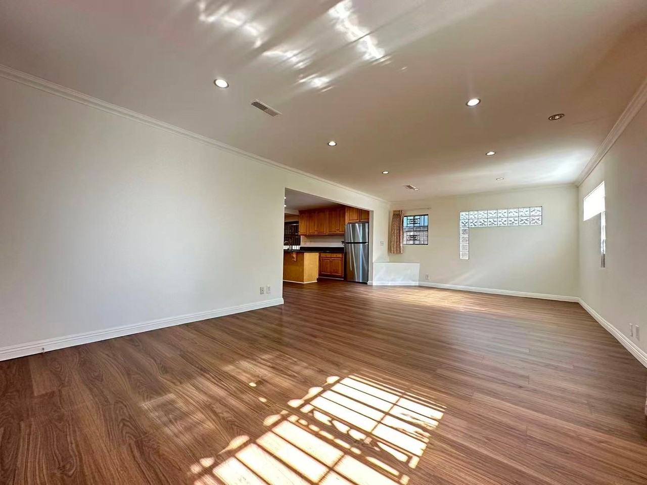 3231 Olympic View Dr - Photo 4 of 21