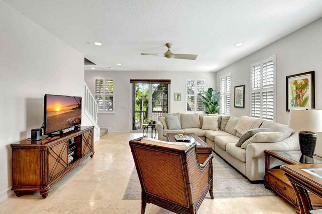 122 Sw 1st Ave - Photo 6 of 25