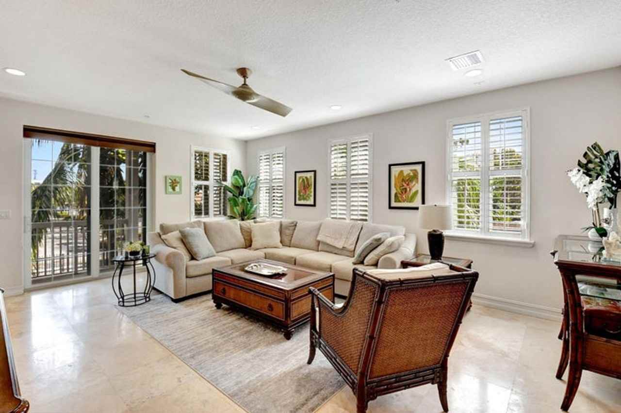 122 Sw 1st Ave - Photo 7 of 25