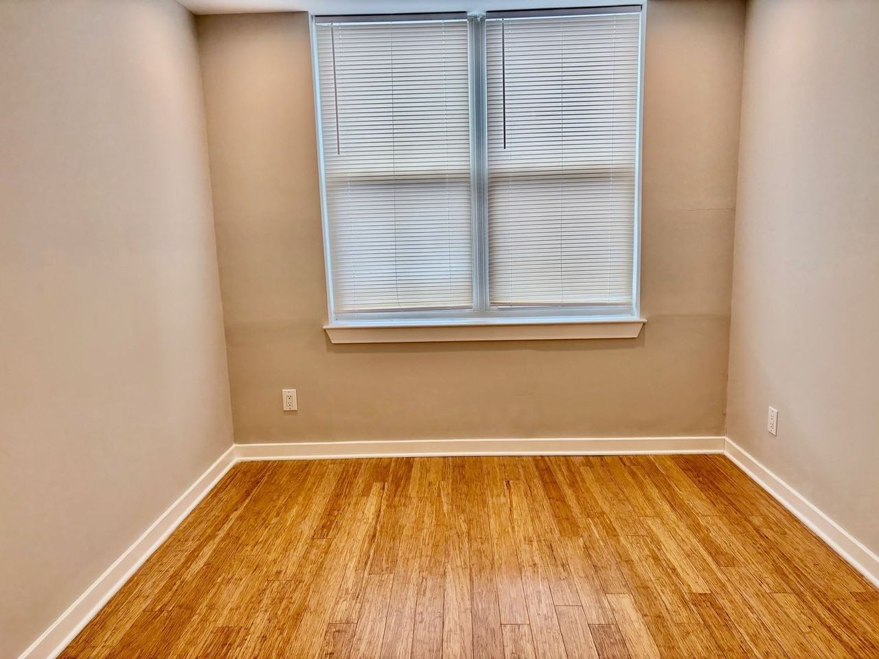 2030 East Dauphin Street - Photo 7 of 30