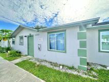 PIKUS (Sunshine Apartments) - Photo 1 of 1