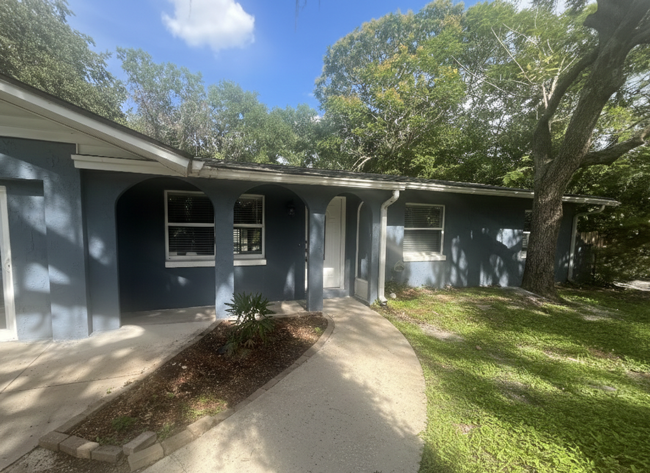 113 N High St - Photo 2 of 10