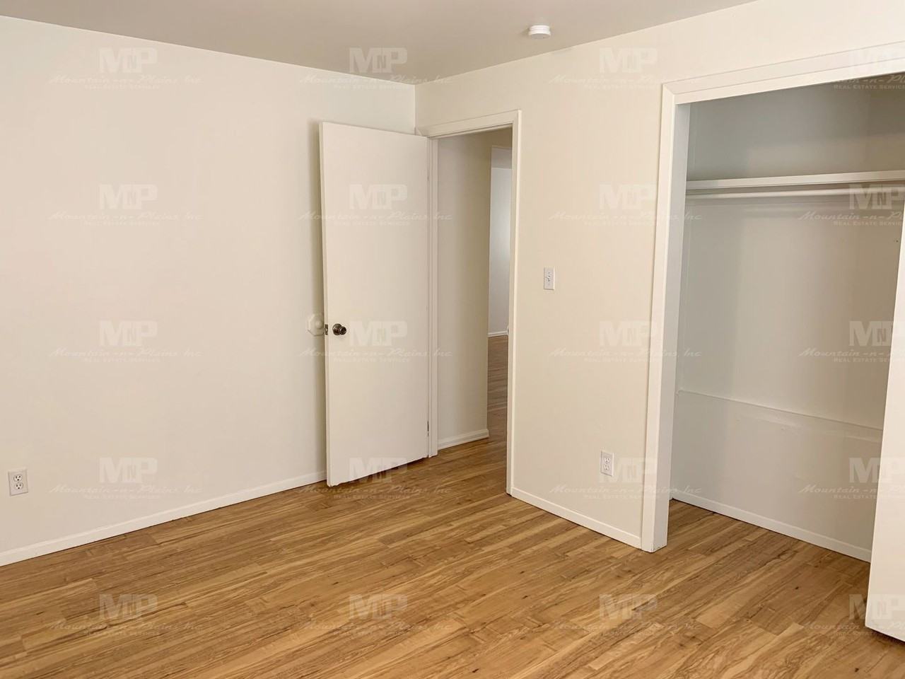 2909 Sumac St #D - Photo 6 of 10