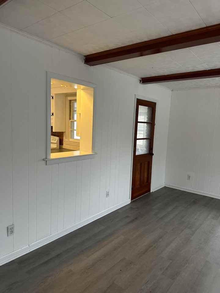 3203 Old Forest Rd - Photo 4 of 10