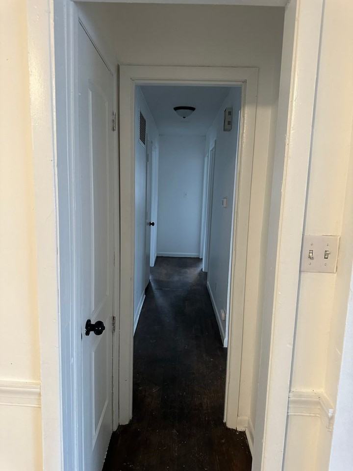 3203 Old Forest Rd - Photo 7 of 10