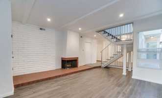 featured image of 16 Reef St