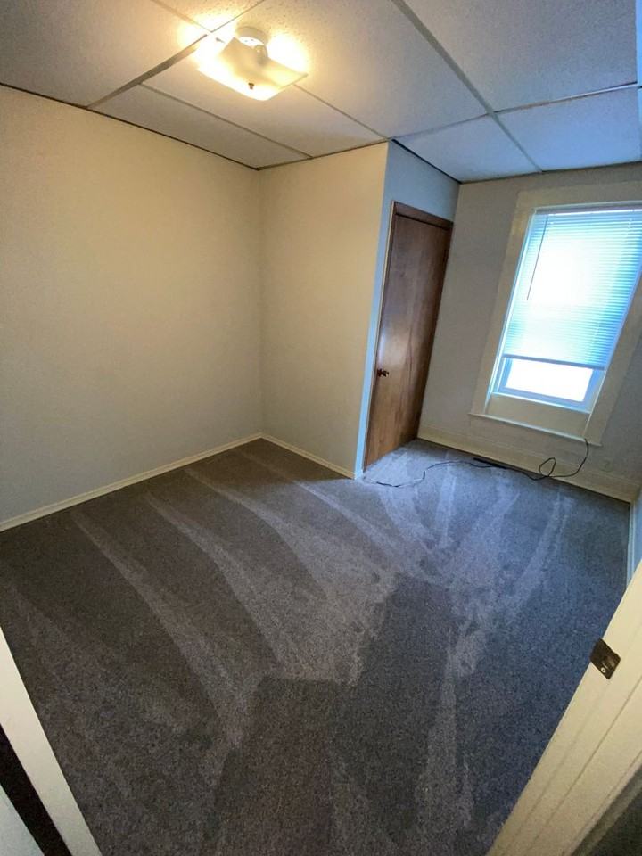 603 603 1st Street SW - RHS 603- #1 - Photo 4 of 11