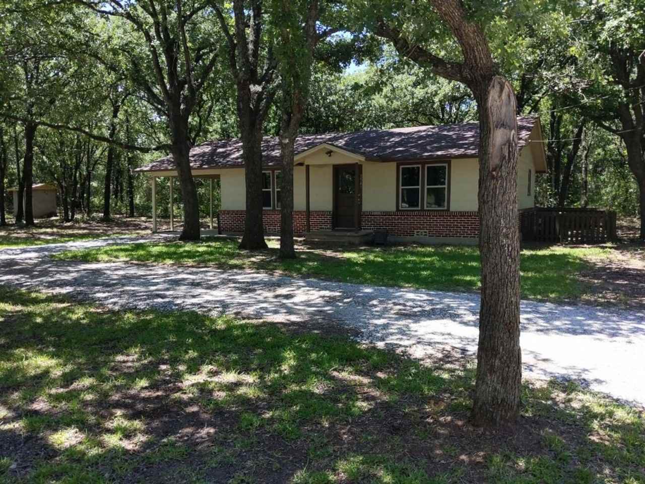 1541 Ranger Hwy - Photo 2 of 21