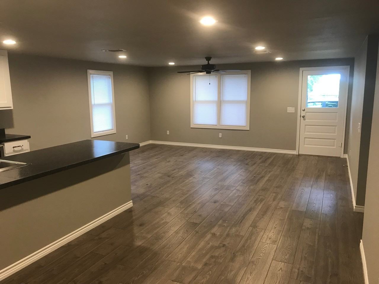 1541 Ranger Hwy - Photo 3 of 21
