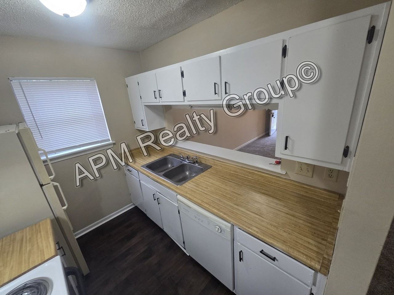 124A Lindevon Ln - Photo 6 of 15