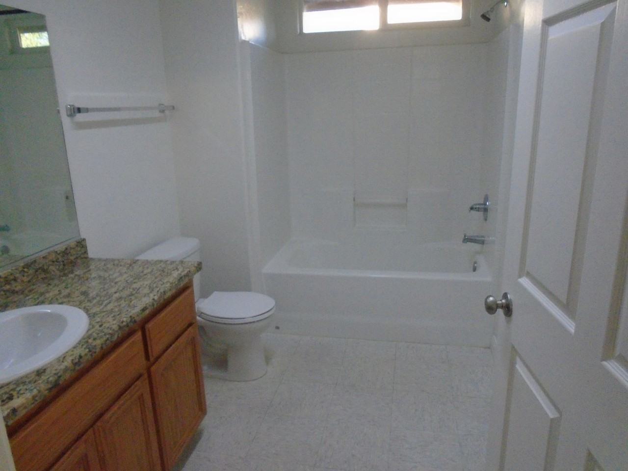 636 W Day Ave #A - Photo 4 of 10