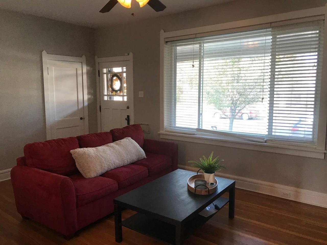 5128 Eichelberger St - Photo 5 of 19