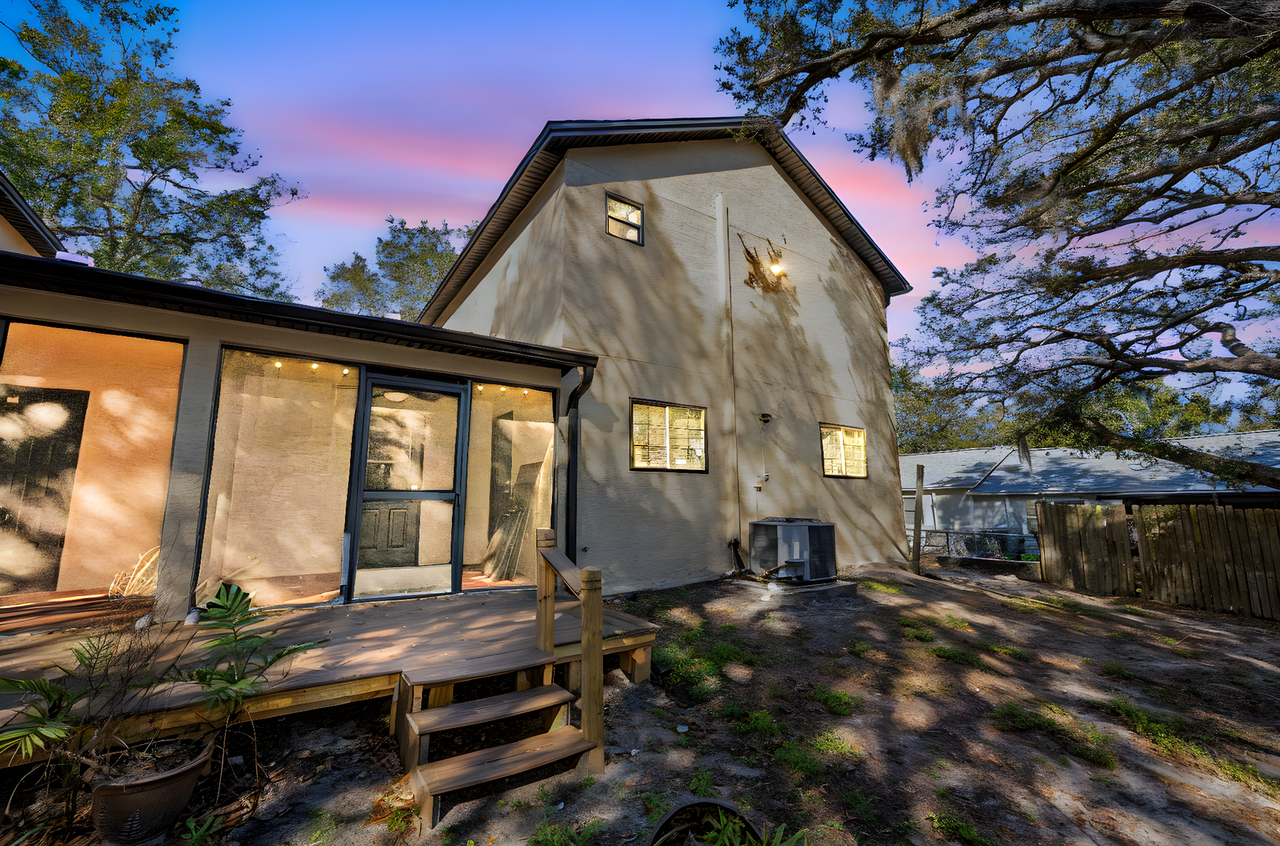 1776 Englewood Ave - Photo 3 of 20