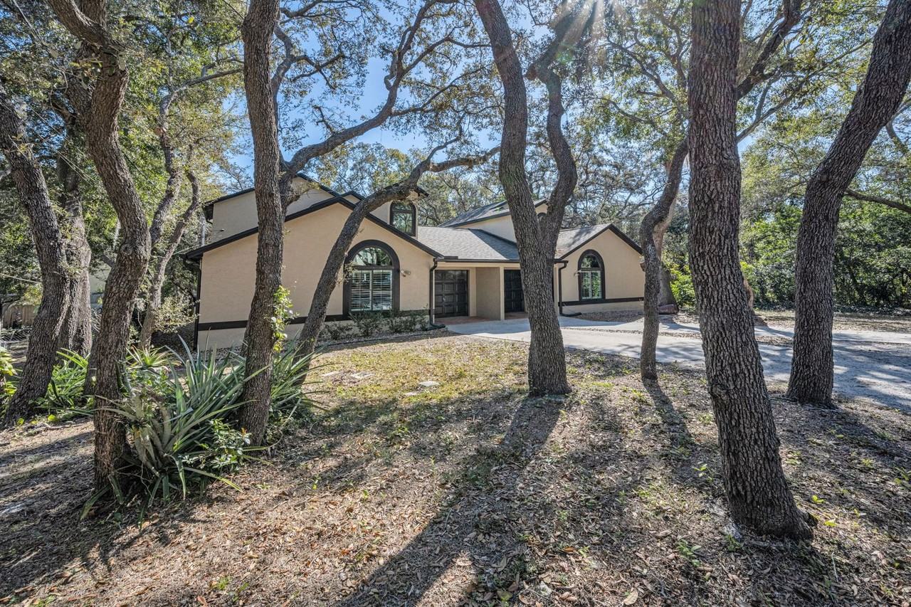 1776 Englewood Ave - Photo 4 of 20