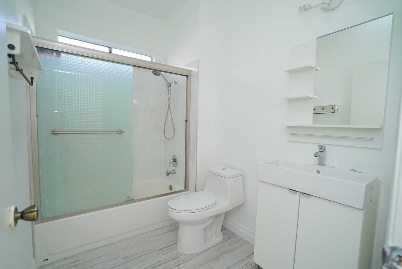 27614 Susan Beth Way #A - Photo 6 of 11