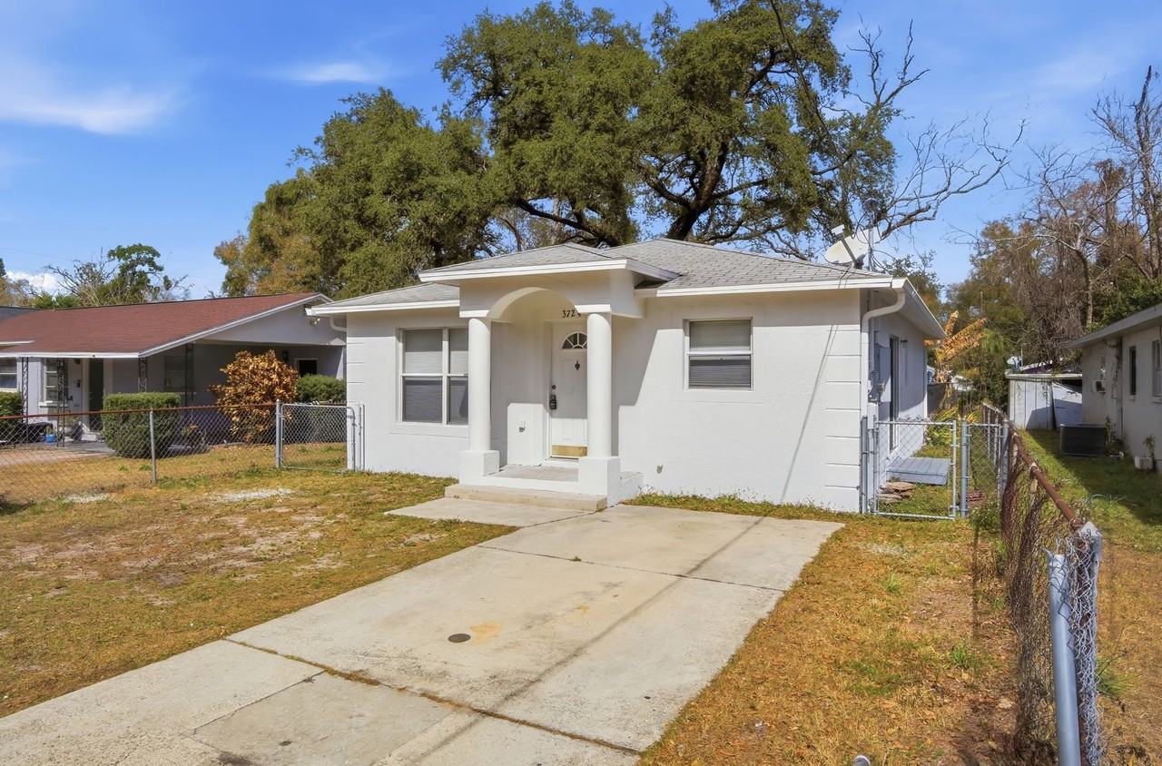 3724 E 38th Ave - Photo 2 of 21