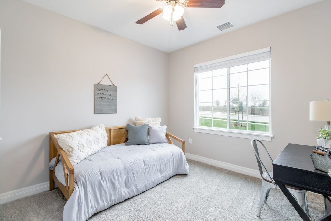 5169 N Villa Pl - Photo 3 of 22