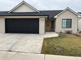 featured image of 5126 N Villa Pl