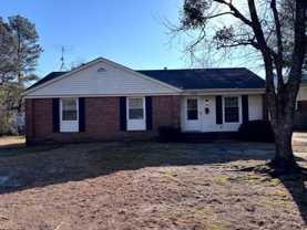 557 Waterbury Dr - Photo 1 of 1