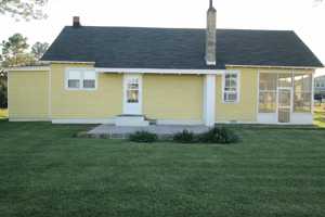 featured image of 1760 Soundneck Rd