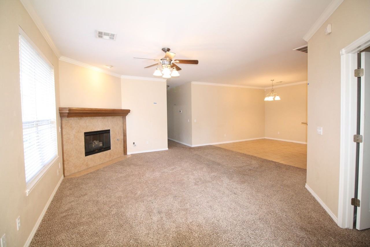 11313 Nw 121st Pl - Photo 3 of 15