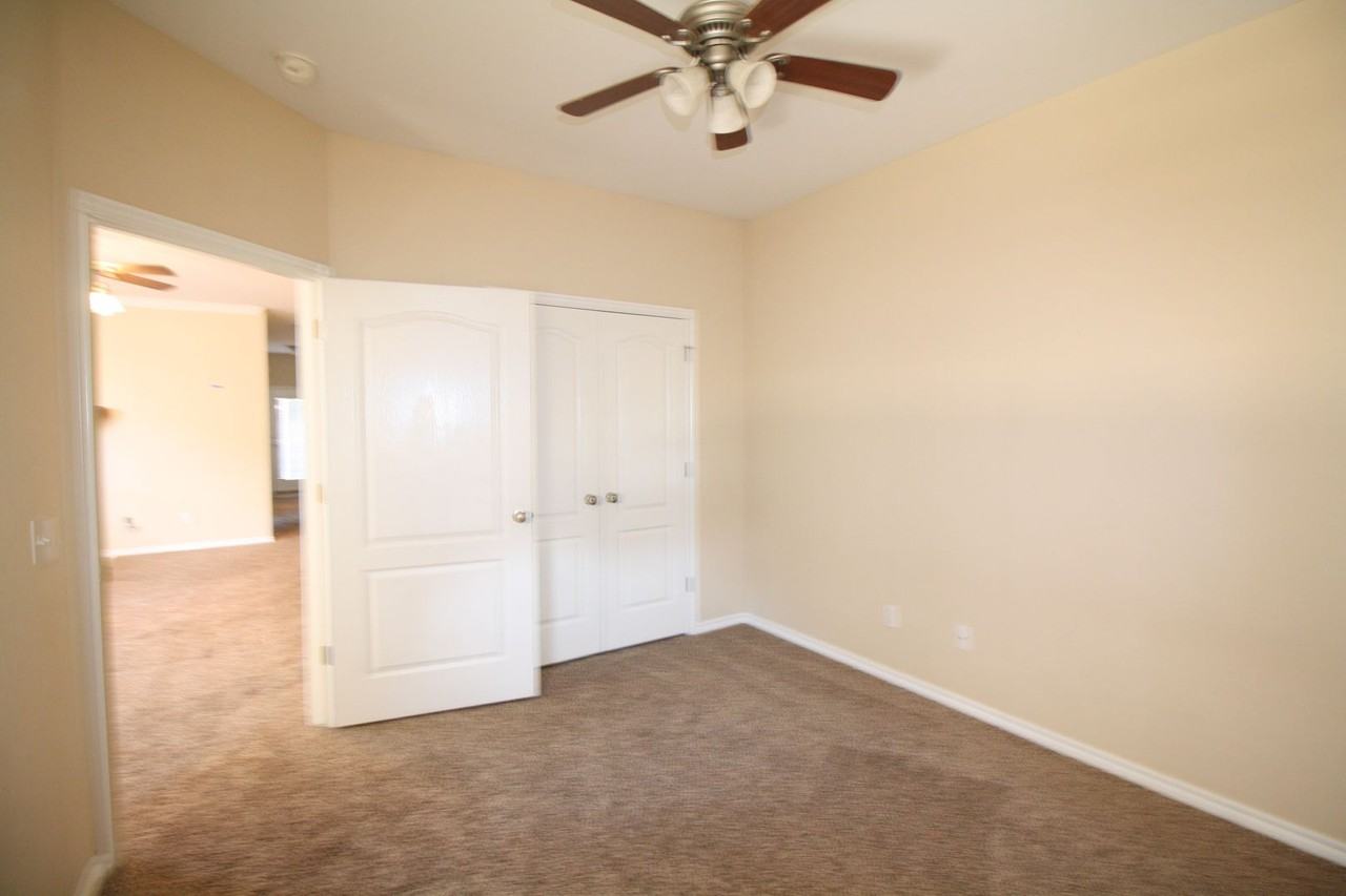 11313 Nw 121st Pl - Photo 5 of 15