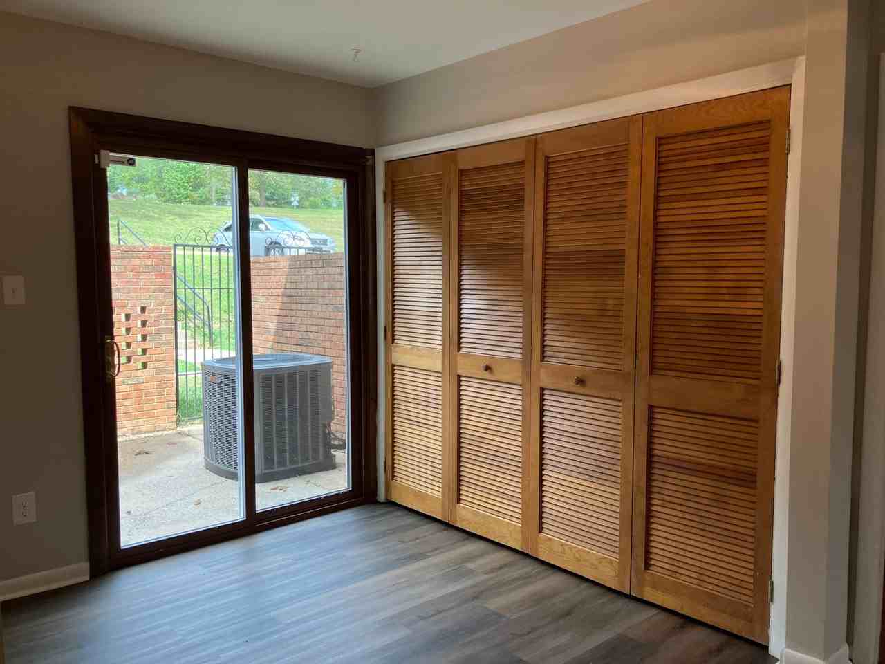 7942 Westcape Dr - Photo 6 of 34