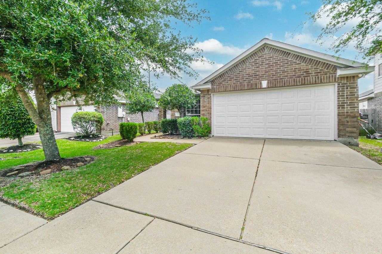 19907 Parkstone Bend Ln - Photo 4 of 33