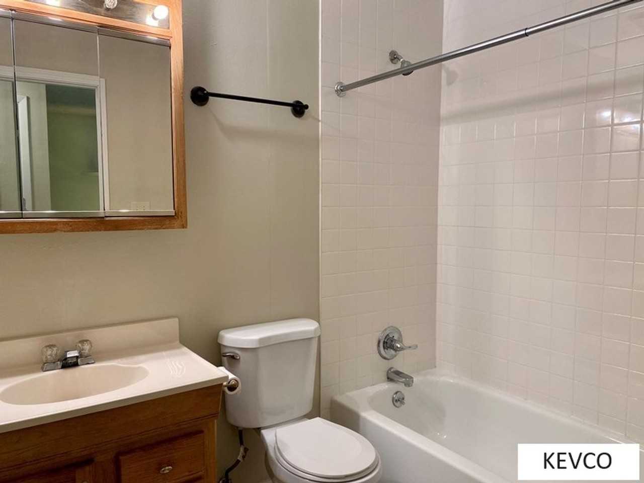 2519 W Laurel St - Photo 7 of 26