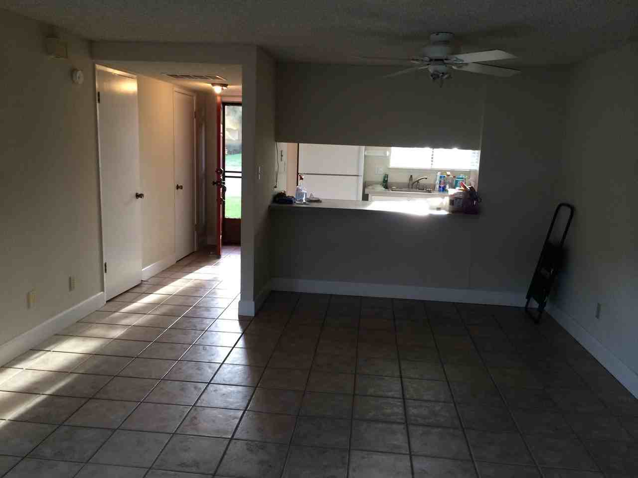 5010 Glide Dr #3 - Photo 4 of 22