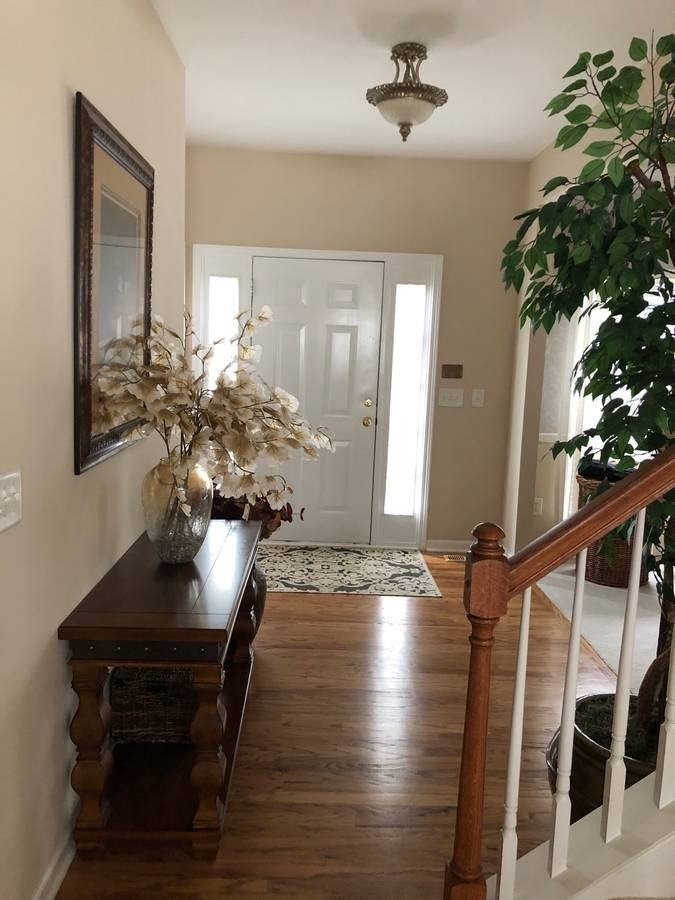 1504 Towne Park Ln - Photo 2 of 16