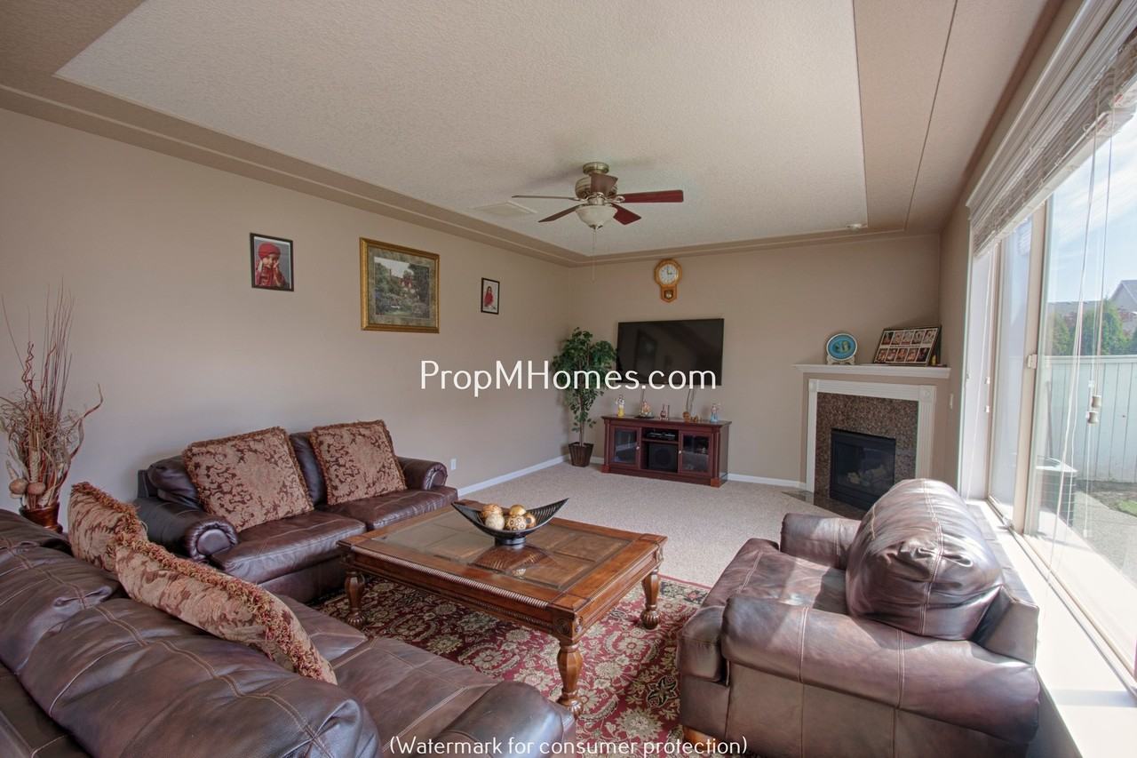 682 June Dr - Photo 5 of 25