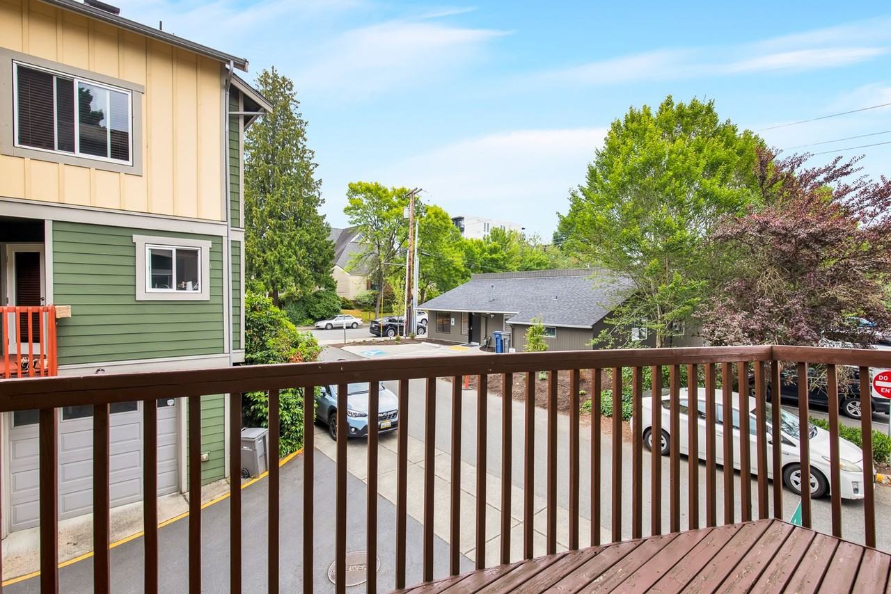 8055 165th Ln Ne - Photo 6 of 17