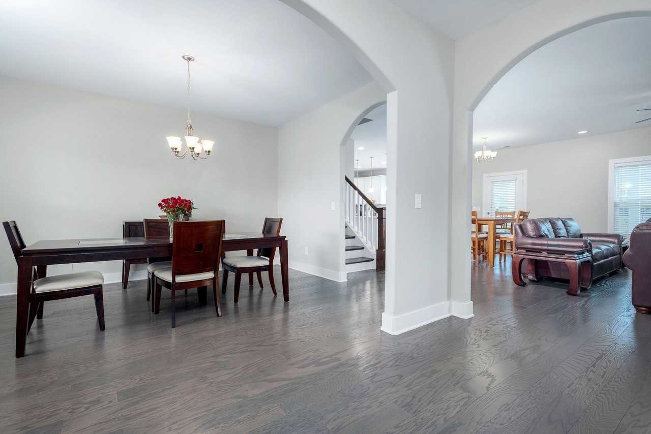 168 Ferdinand Dr - Photo 7 of 33