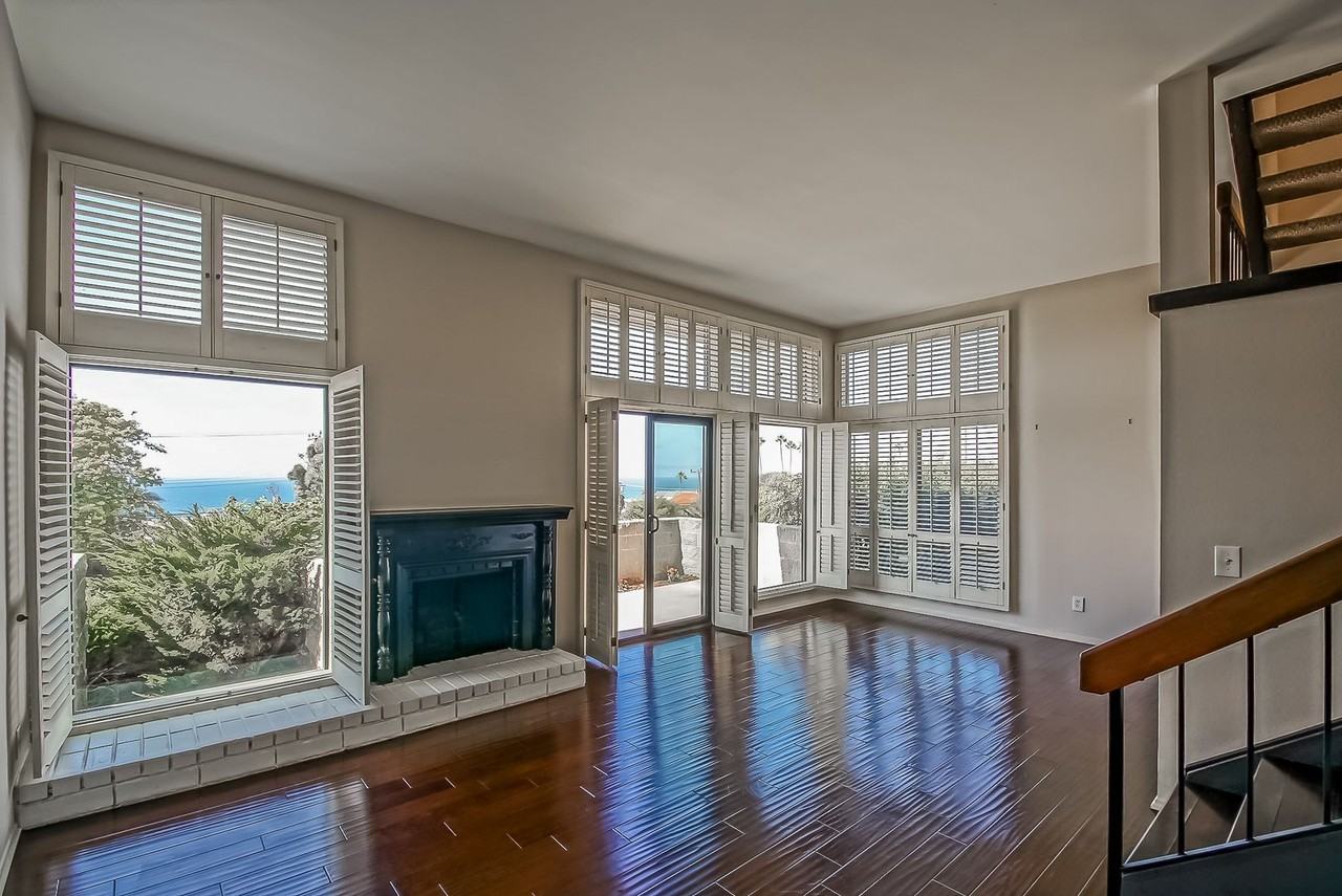 408 Palos Verdes Blvd - Photo 6 of 40