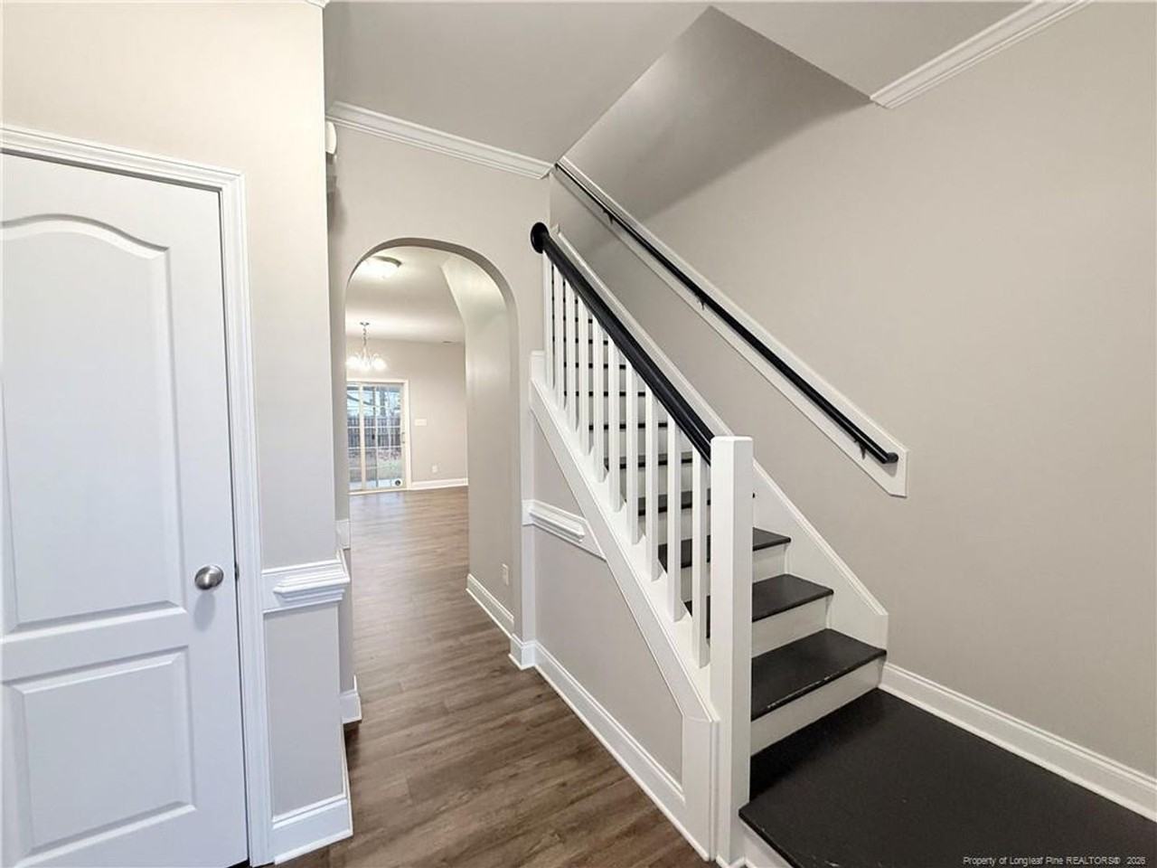 471 Century Dr - Photo 2 of 22