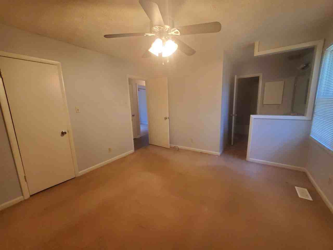 4742 Belford Rd - Photo 7 of 23