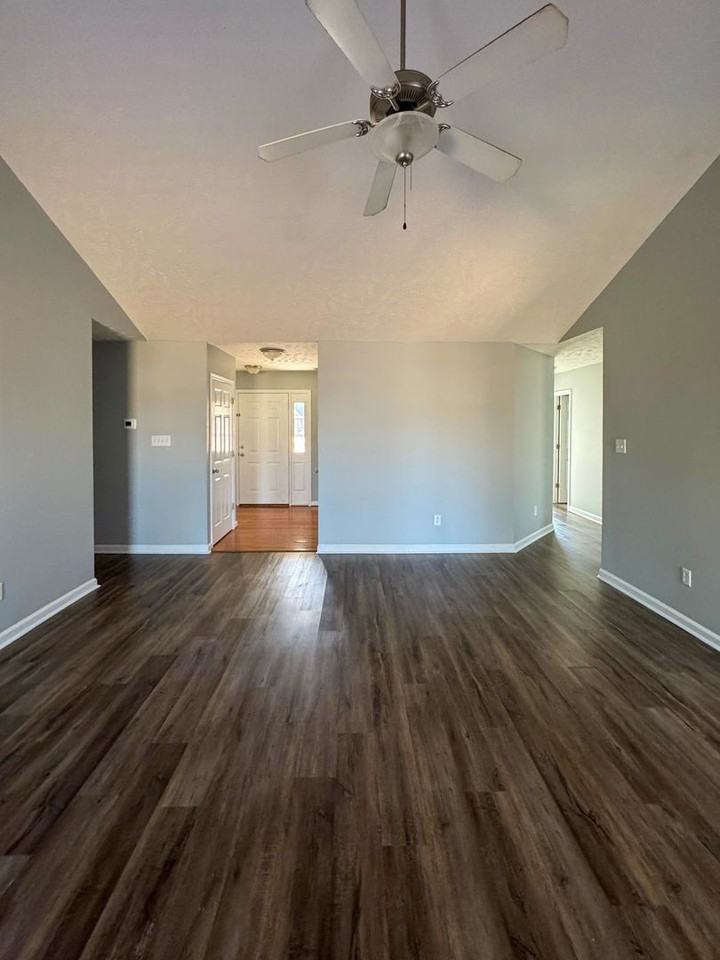 225 River Birch Ln - Photo 3 of 22