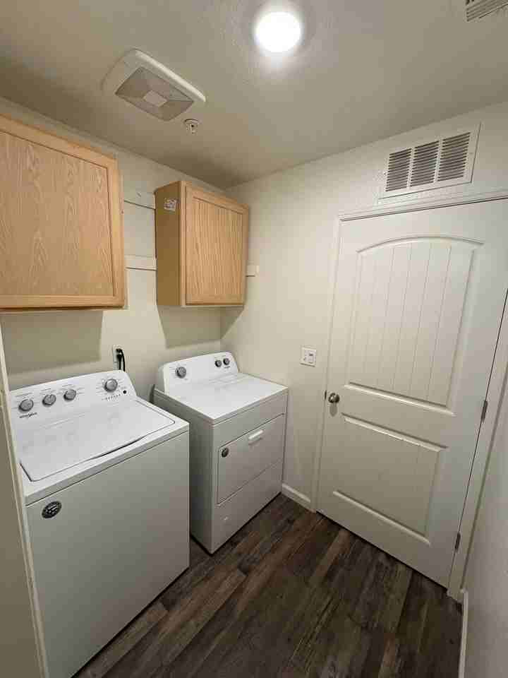 717 W Perez Ave - Photo 4 of 37