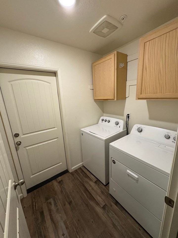 717 W Perez Ave - Photo 5 of 37