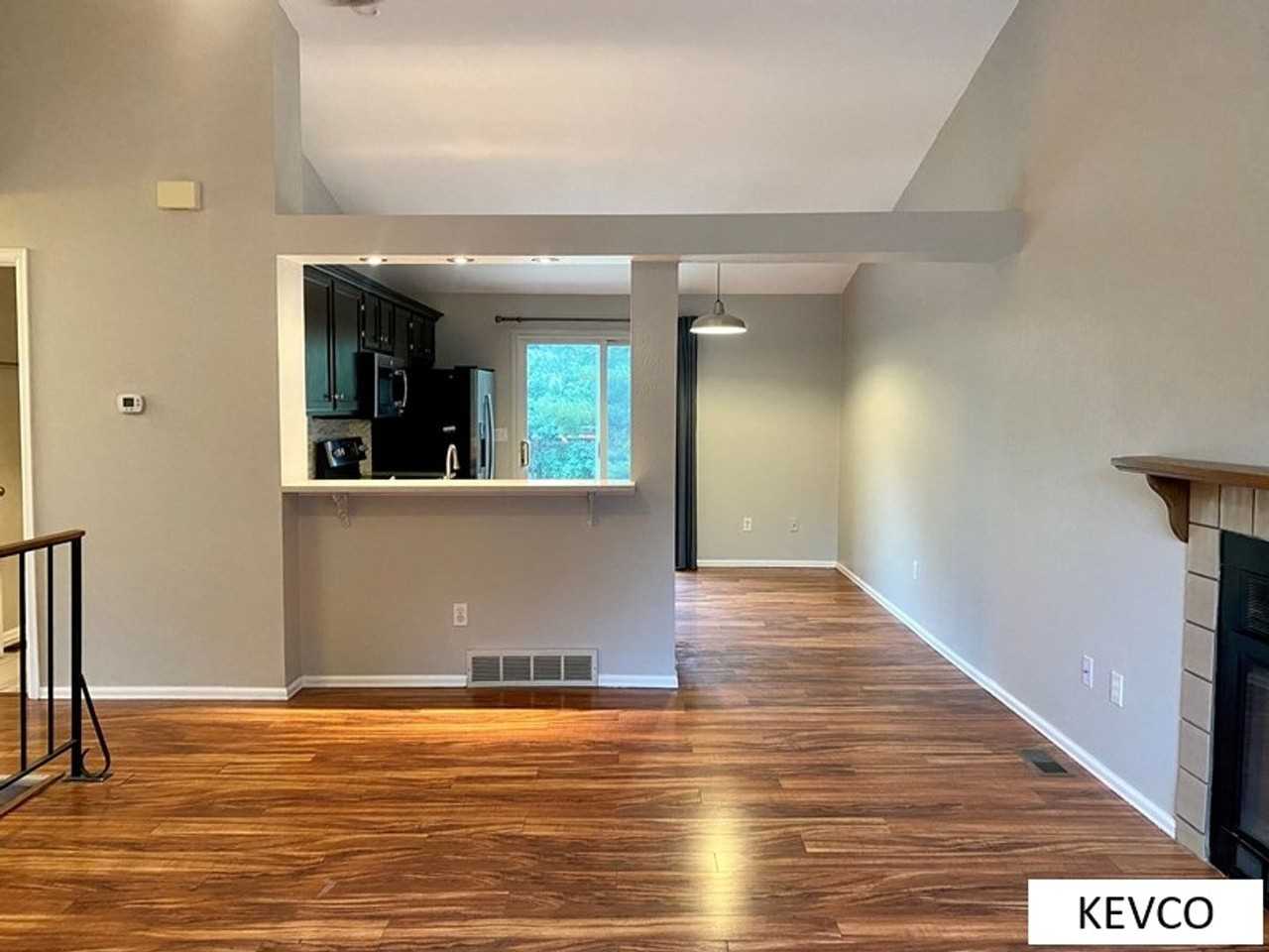 1300 Sioux Blvd - Photo 3 of 20