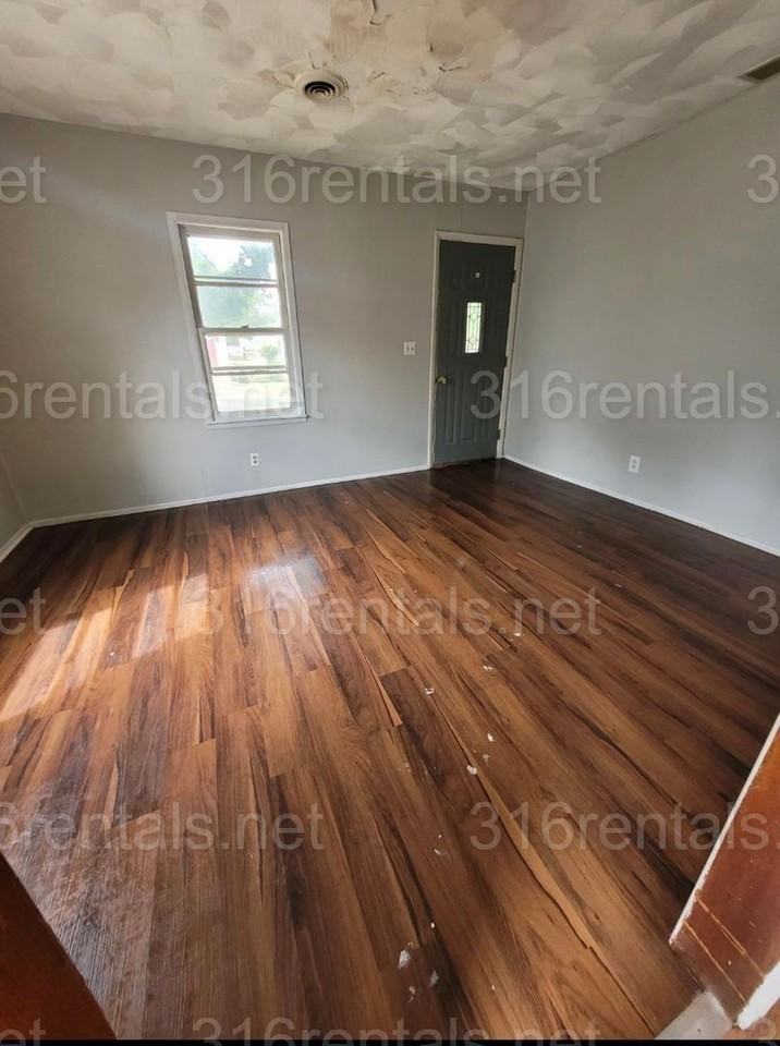 310 Glendale Ave - Photo 7 of 7