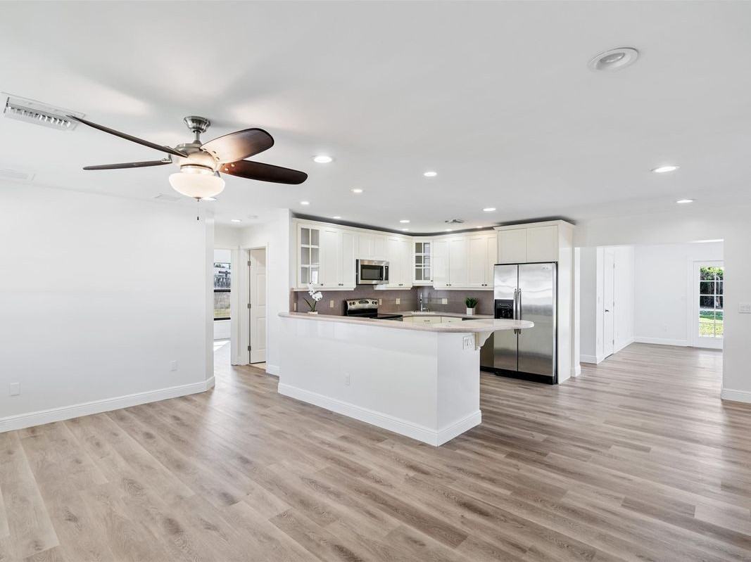 8 Sw 11th St - Photo 5 of 50