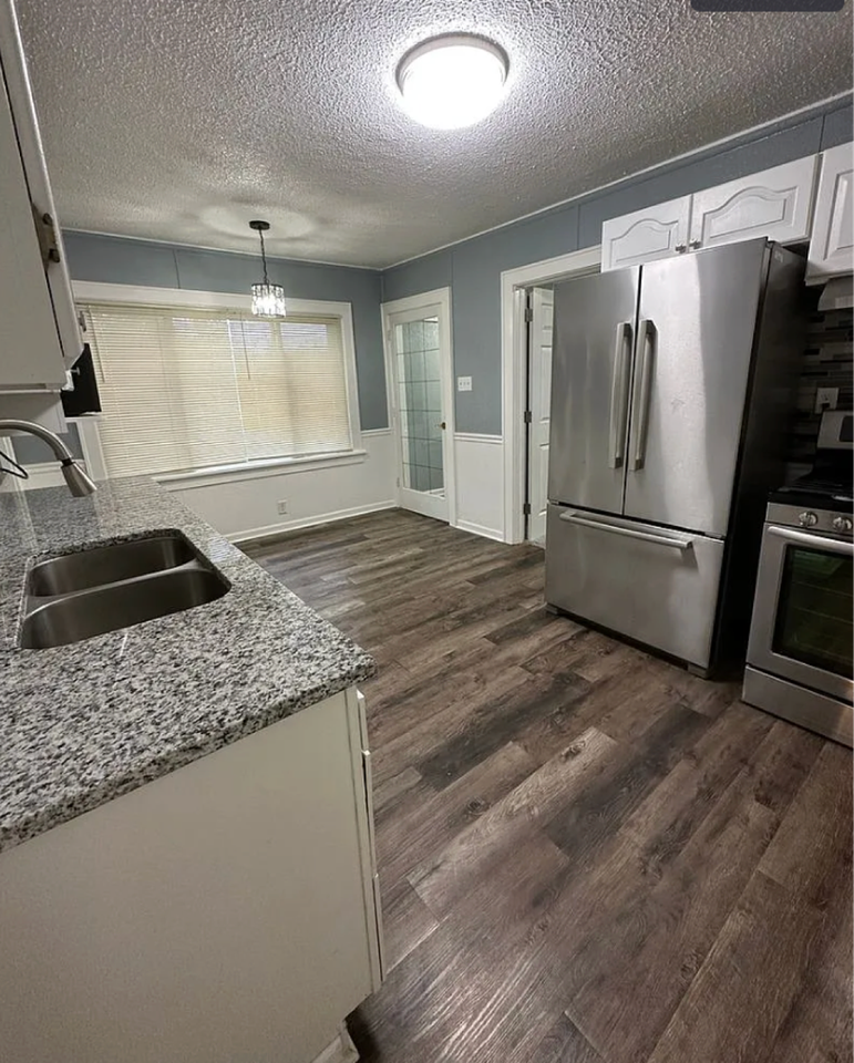 2148 S 91st St - Photo 5 of 12