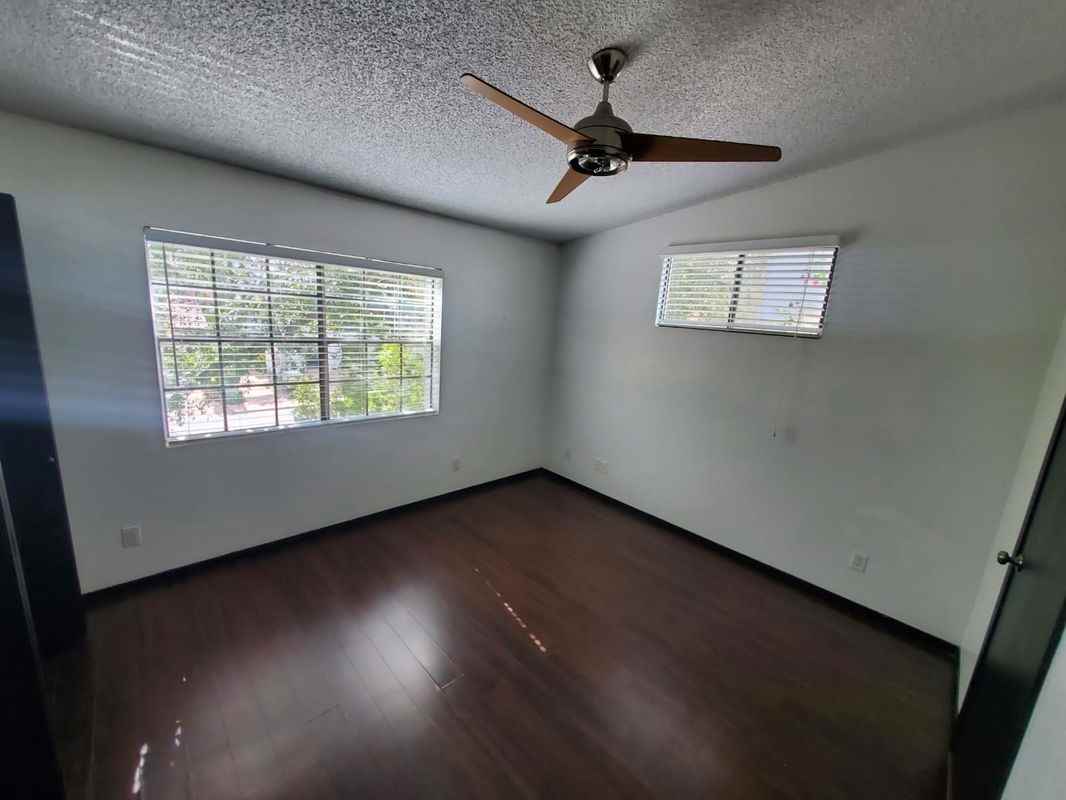 120 Sunflower Ave - Photo 3 of 27